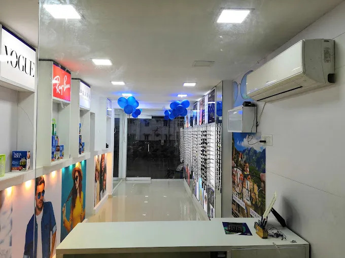V Max Opticals & Gifts